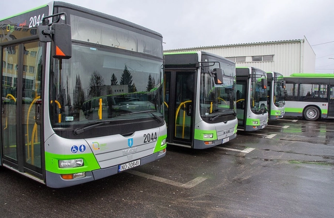 W Olsztynie zmniejsza się liczba kursów komunikacji publicznej do miasteczka uniwersyteckiego.